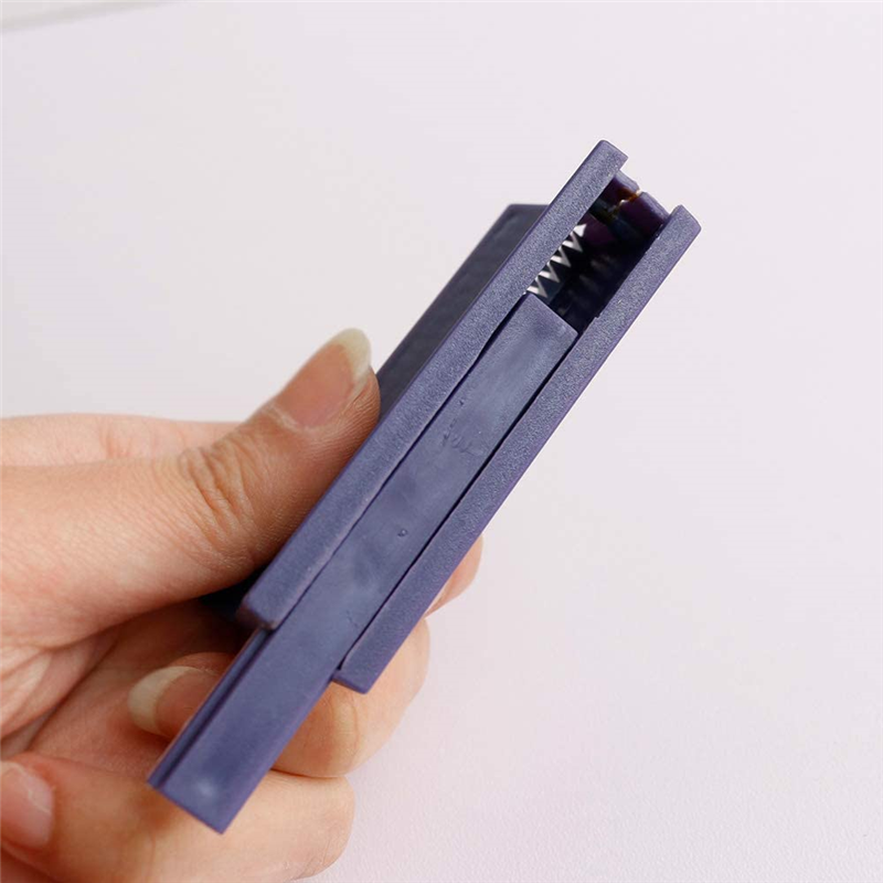 日本紐釦貿易 プリム(Prym) イージーチョークシャープナー 削り機 H75mmxD17mmxW38mm 1個 ネイビー 611591 (ご注文単位1個)【直送品】