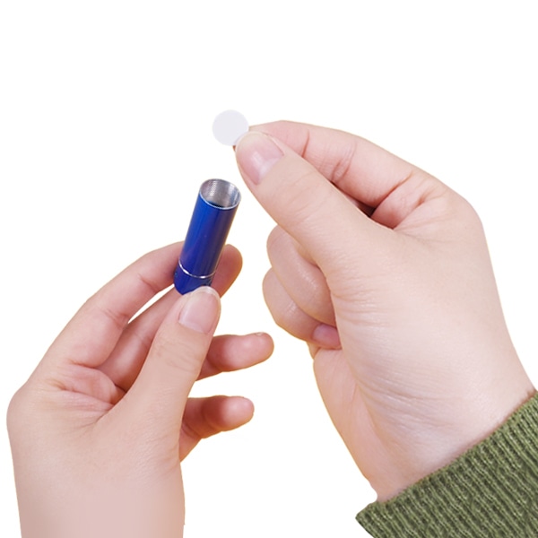 三洋堂 LEDライトカラビナ付き 24個/袋(ご注文単位16袋)【直送品】