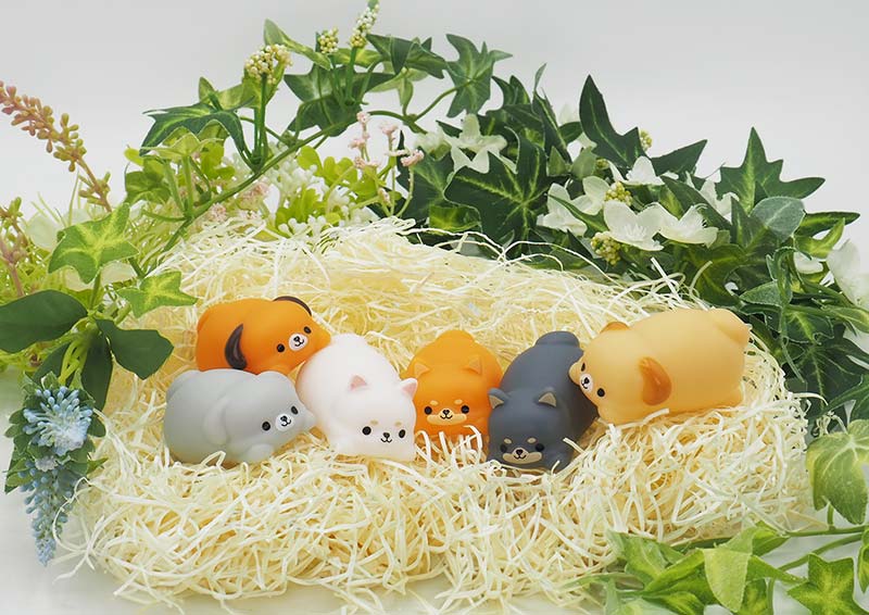 三洋堂 ぷかぷか寝そべりイヌ 25個/袋(ご注文単位48袋)【直送品】