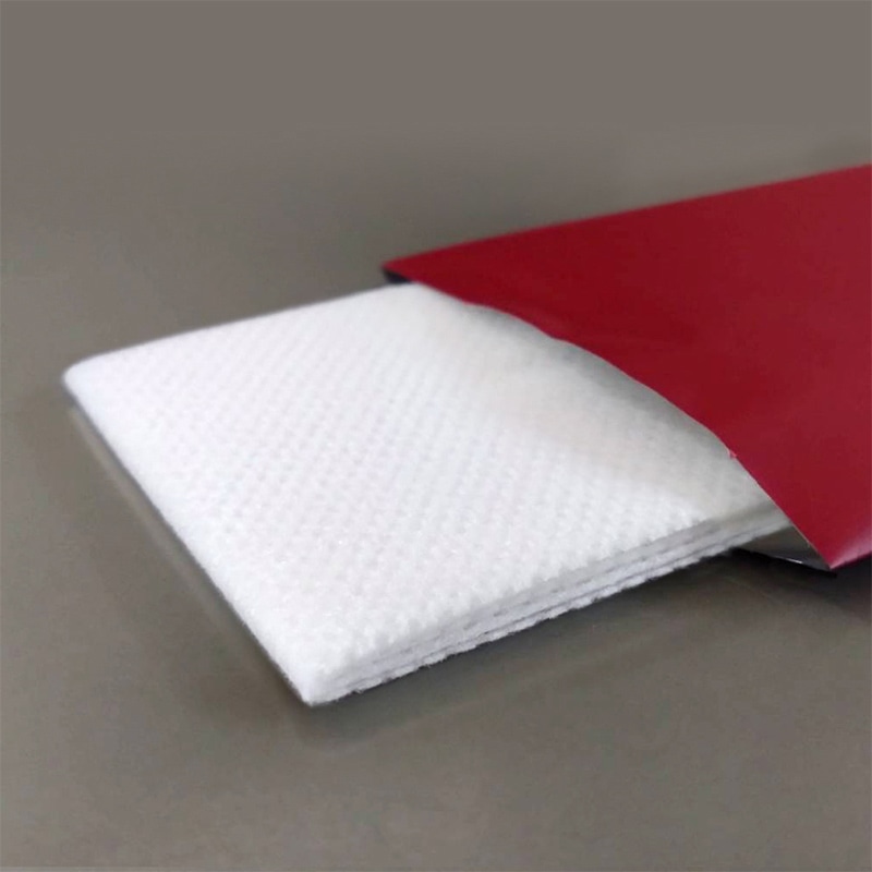 九州紙工 厚手紙おしぼり ワインレッド 50枚/袋(ご注文単位16袋)【直送品】