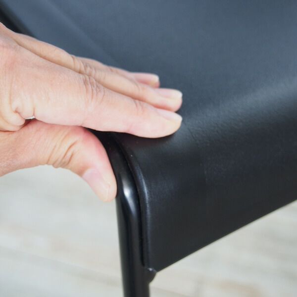 アール・エフ・ヤマカワ ループ脚チェア　BONUM ブラック　4脚セット BONUM-BLACK-4SET 1台（ご注文単位1台）【直送品】