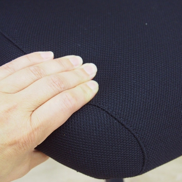 アール・エフ・ヤマカワ T30チェア用　シートカバー ブラック FHTN302RF012 1台（ご注文単位1台）【直送品】