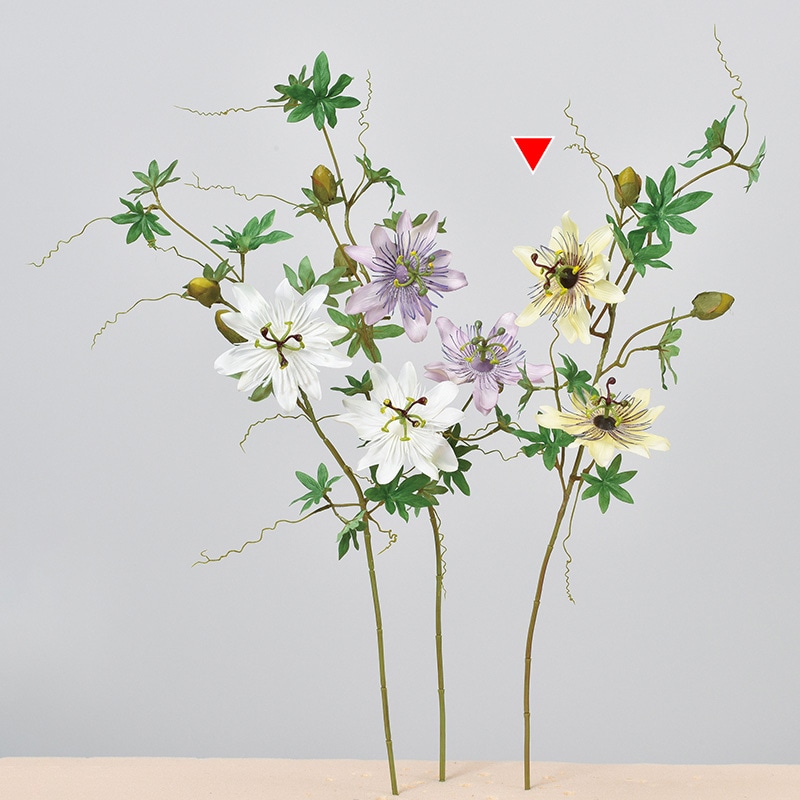 ソフトイエロー