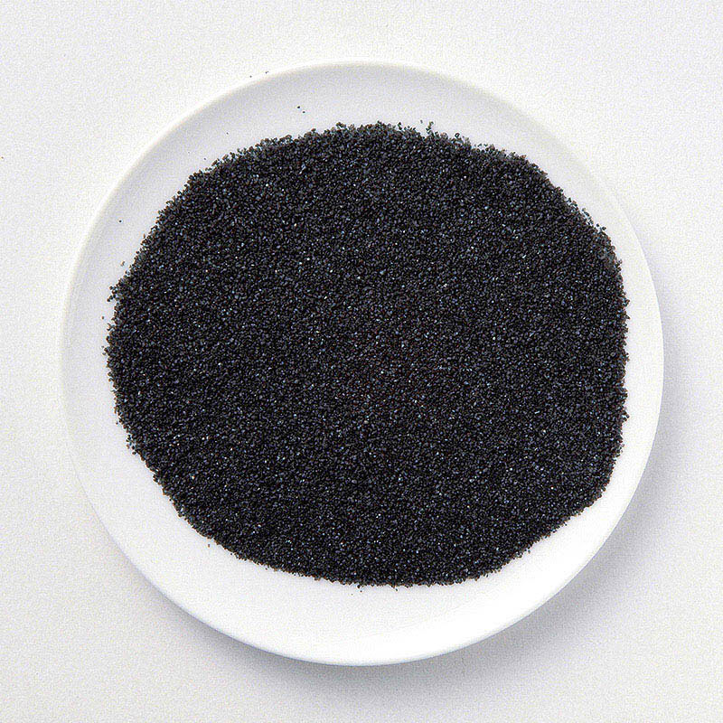 ブラック