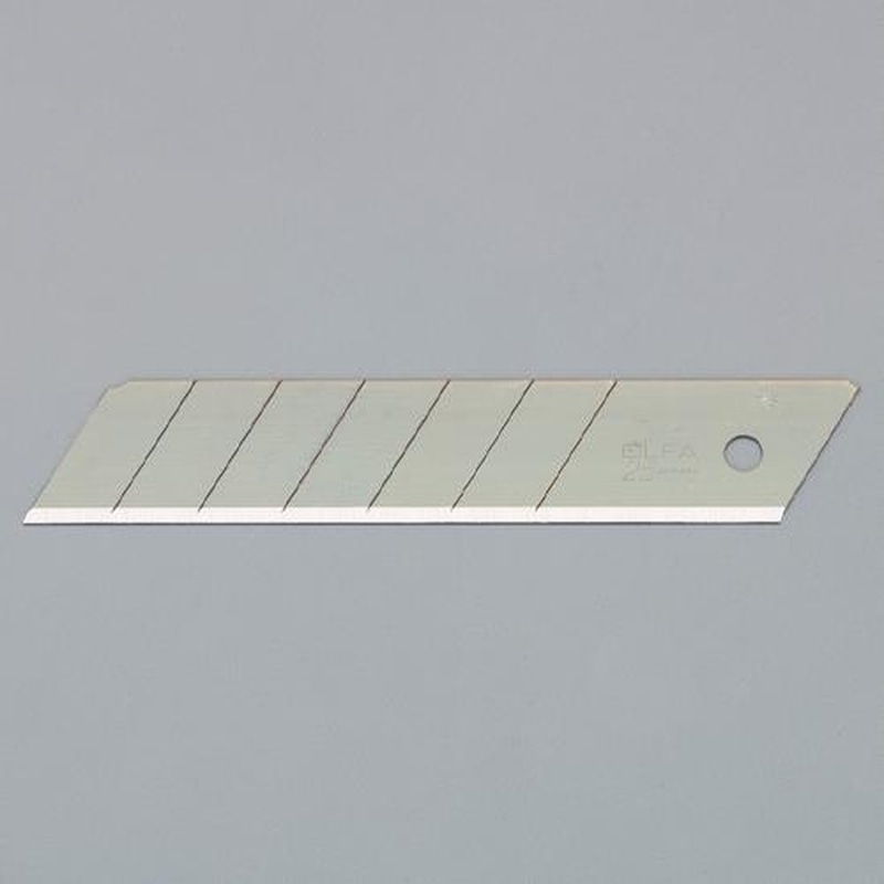 エスコ EA589BA-7 126x25x0.7mmカッターナイフ替刃(20枚) 1個（ご注文単位1個）【直送品】