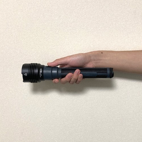 エスコ EA758SG-56 [充電式] フラッシュライト/LED(黒) 1個 （ご注文単位1個）【直送品】