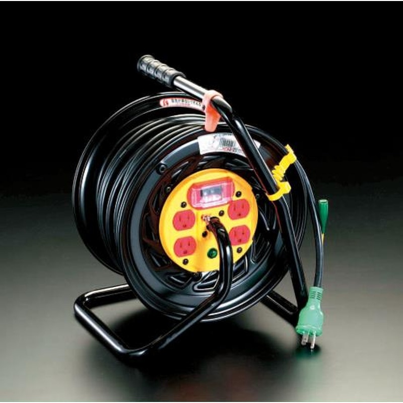 エスコ EA815DA-4 AC125V/22A/30mコンセント固定リール(過負荷遮断) 1個（ご注文単位1個）【直送品】