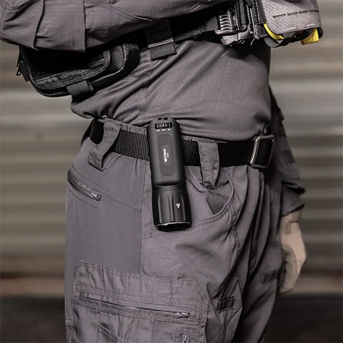 エスコ EA758RN-91 [充電式] フラッシュライト/LED(黒) 1個 （ご注文単位1個）【直送品】