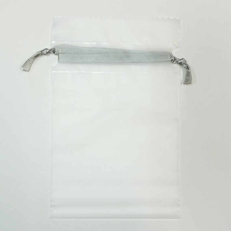 梨地サテンリボンポーチ シルバー 1663502 50個/束（ご注文単位10束）【直送品】