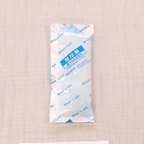 保冷剤 スリムタイプ ナイロンポリフィルム 30g MT 30 90個/パック(ご注文単位8パック)【直送品】