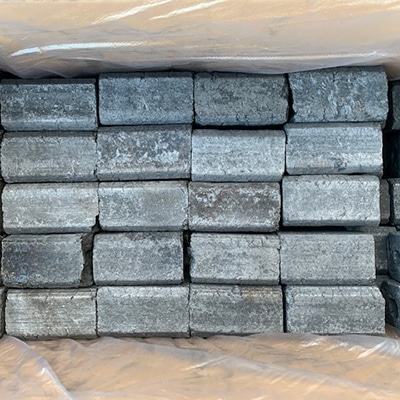 三峡 オガ炭カット品 10kg  1箱（ご注文単位3箱）【直送品】