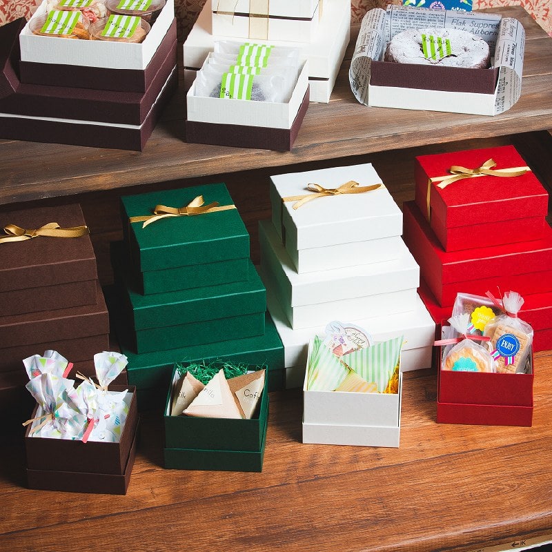 【オリジナル印刷】ギフトBOX 正方形フェザー M1256 箔押し1色 200個