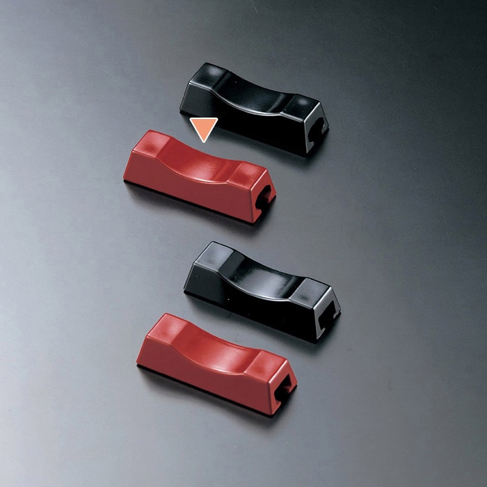 マイン 箸置き 六角用 朱赤 M10-969 10個/袋（ご 注文単位10袋）【直送品】