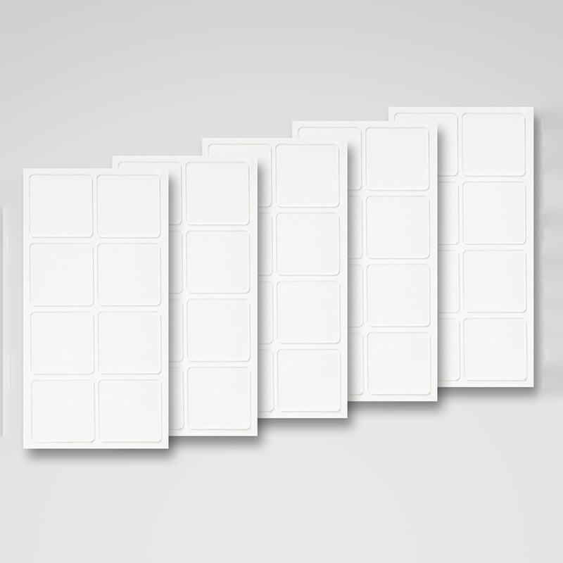 清和産業 くりぴた　はがせるポスターテープ　ガラス用 M　28mm角　8片×5シート KRPT-IGM40 1パック（ご注文単位1パック）【直送品】