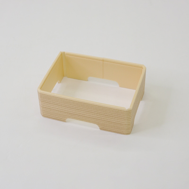 アクタ 弁当容器 ワン折 縁 45×33(50) 足付 杉 50枚/袋(ご注文単位8袋)【直送品】