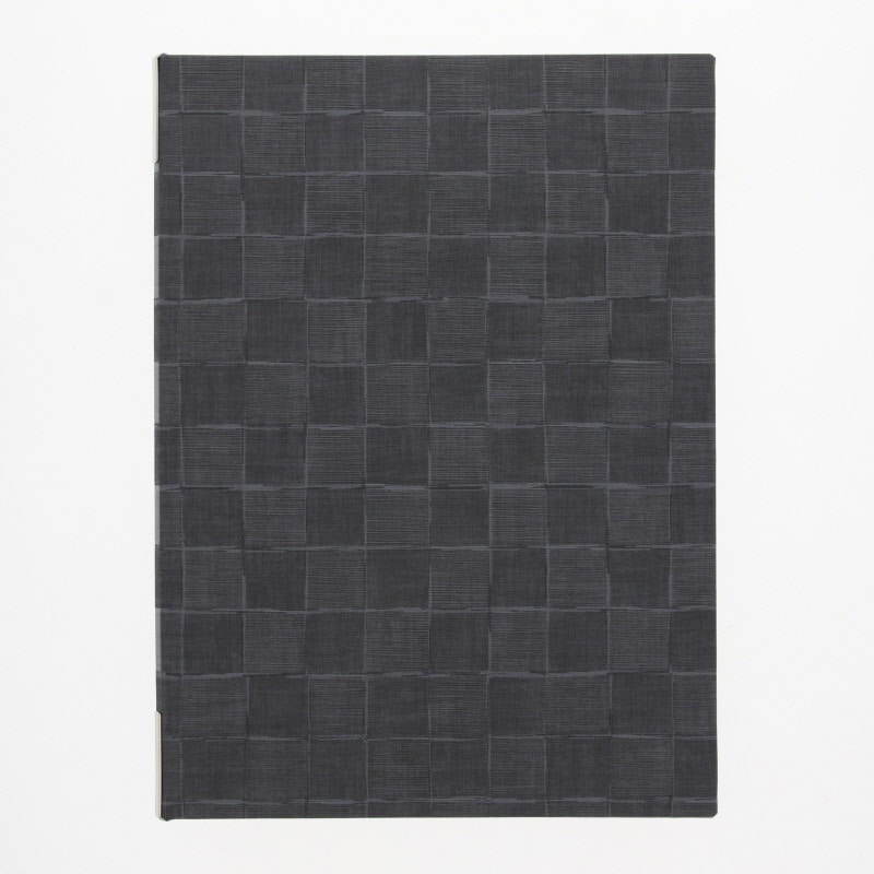 えいむ チェック柄メニューブック 大 A4 グレイブラック MB-301 1冊(ご注文単位1冊)【直送品】