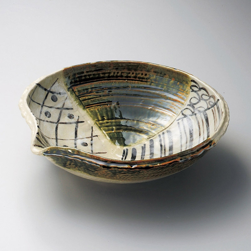 山万 01113-170 織部幾何紋片口10.0鉢  1個（ご注文単位1個）【直送品】