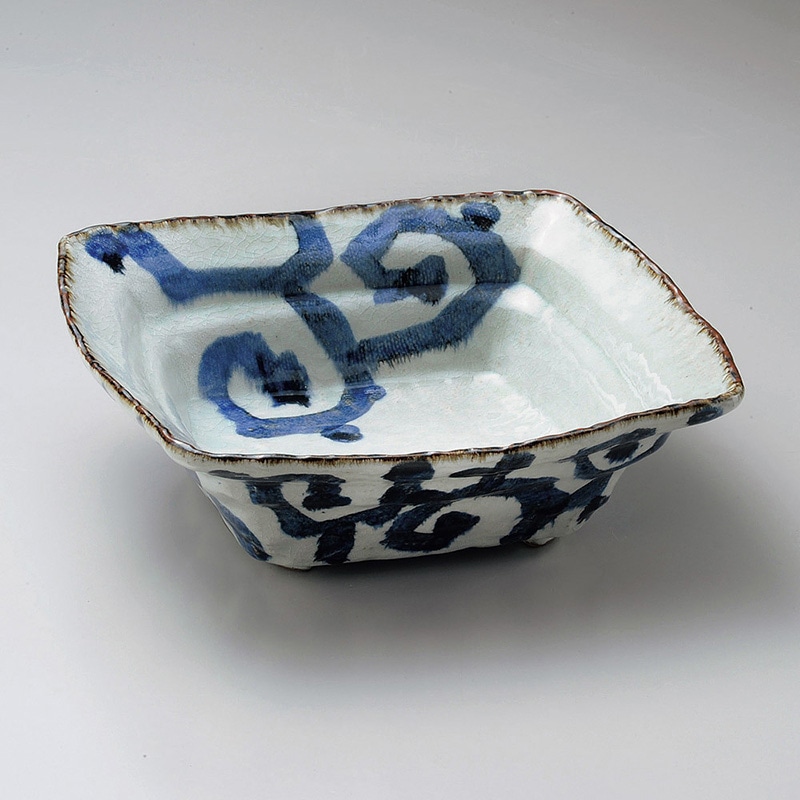 山万 02011-170 かいらぎタコ唐草正角8.0盛鉢 1個（ご注文単位1個）【直送品】