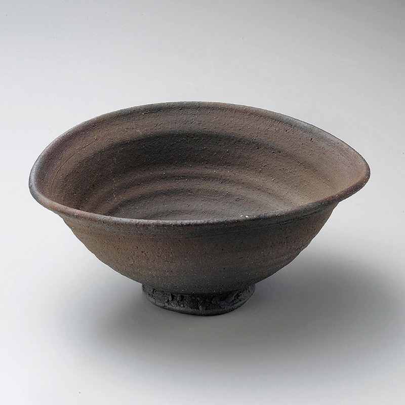 山万 02413-660 炭化8.3楕円鉢(信楽焼)  1個（ご注文単位1個）【直送品】