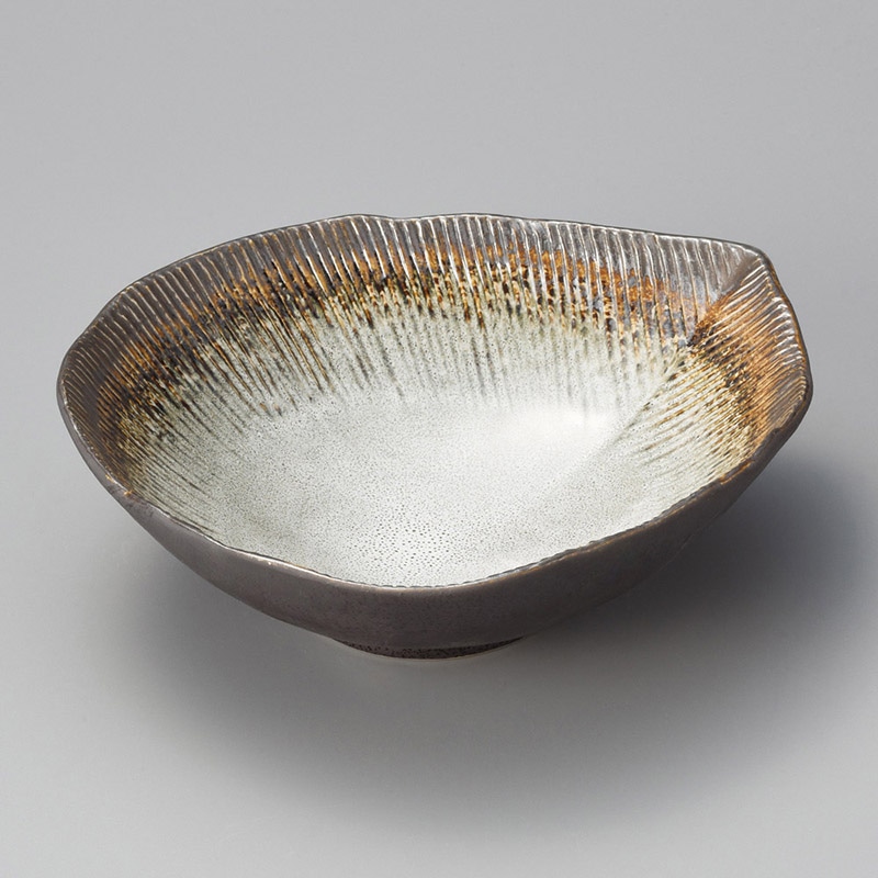 山万 03903-100 あかね葉型8寸鉢  1個（ご注文単位1個）【直送品】