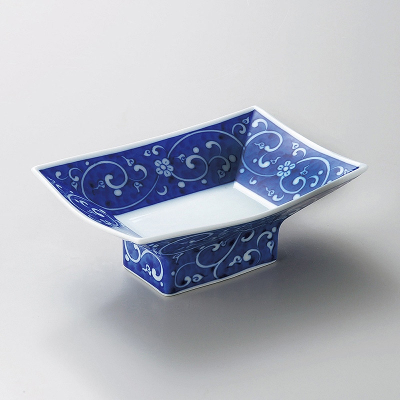 山万 04203-140 染付濃唐草高台皿  1個（ご注文単位1個）【直送品】