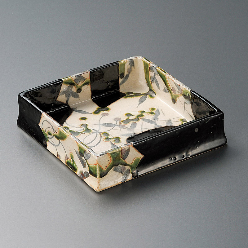 山万 04201-510 黒織部切立菓子器  1個（ご注文単位1個）【直送品】