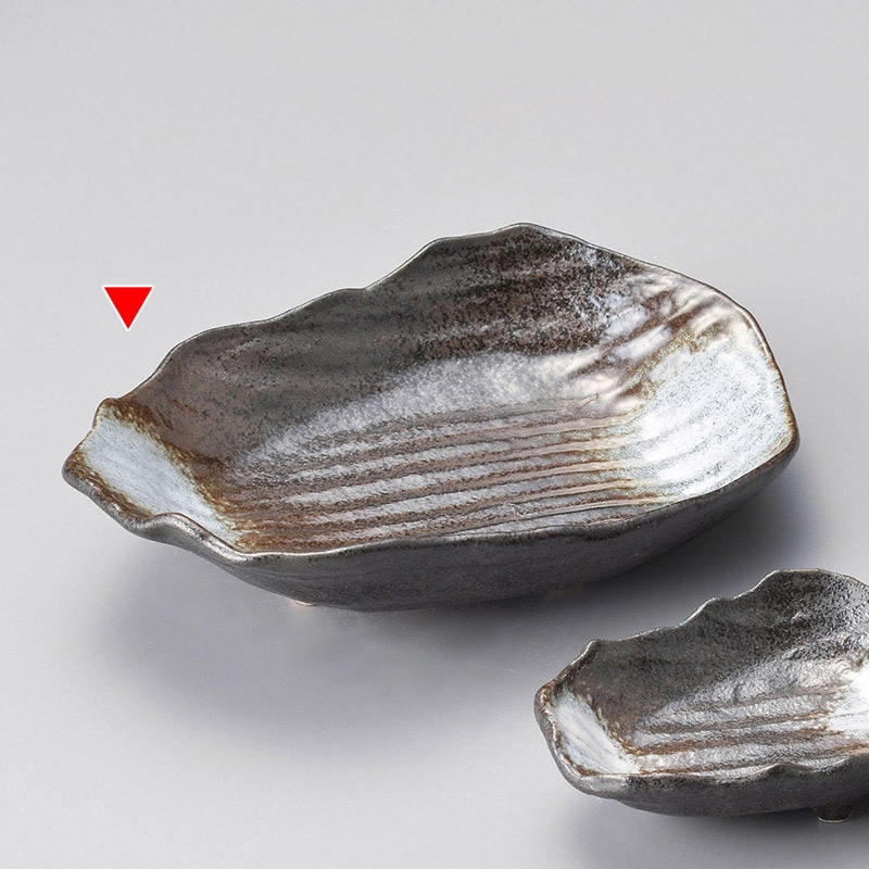 山万 04638-550 白吹黒水晶岩型刺身鉢  1個（ご注文単位1個）【直送品】