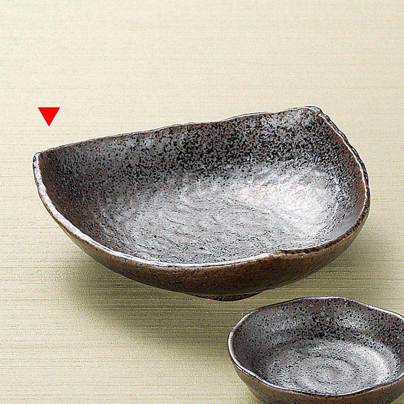 山万 05039-200 油滴三角刺身皿  1個（ご注文単位1個）【直送品】