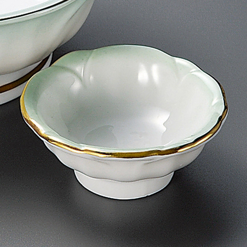 山万 05112-290 渕金ヒワ吹梅型千代久  1個（ご注文単位1個）【直送品】