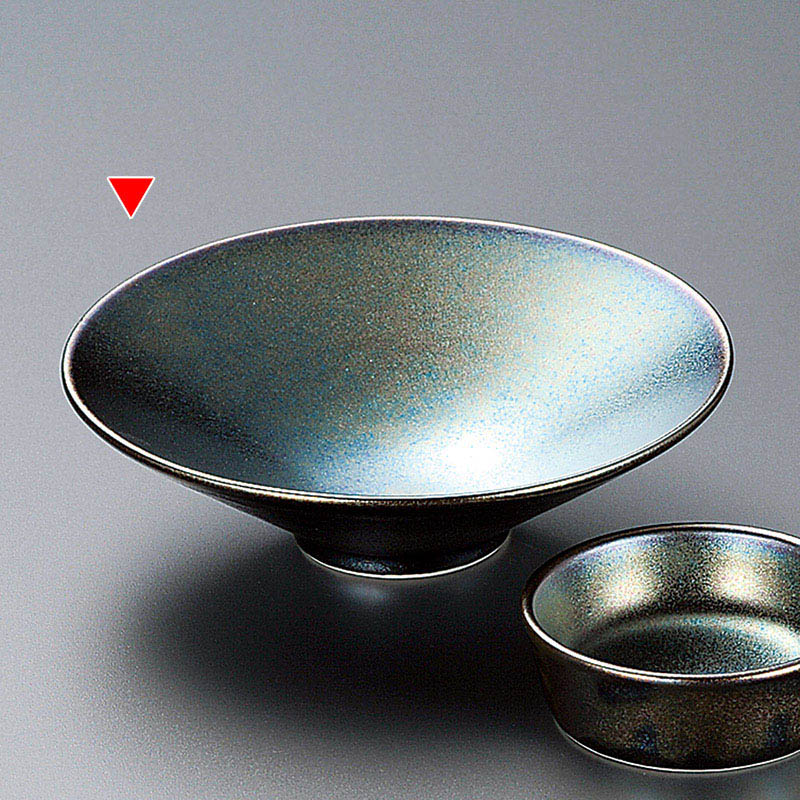 山万 05331-460 虹彩黒浅鉢  1個（ご注文単位1個）【直送品】