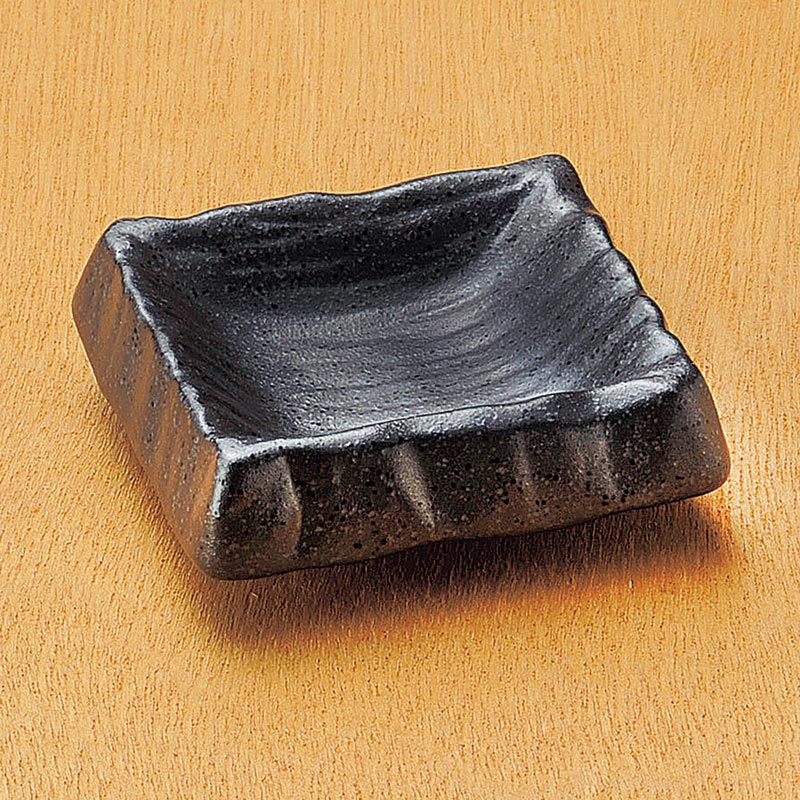 山万 05415-130 備前黒荒彫角千代久  1個（ご注文単位1個）【直送品】