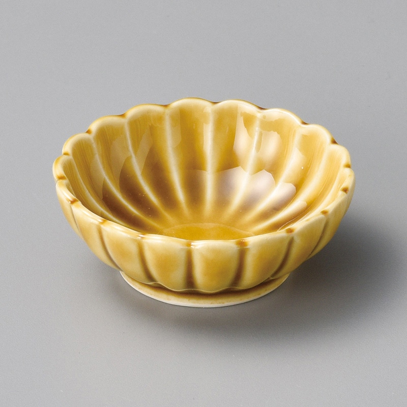 山万 05522-570 黄瀬戸菊型珍味  1個（ご注文単位1個）【直送品】