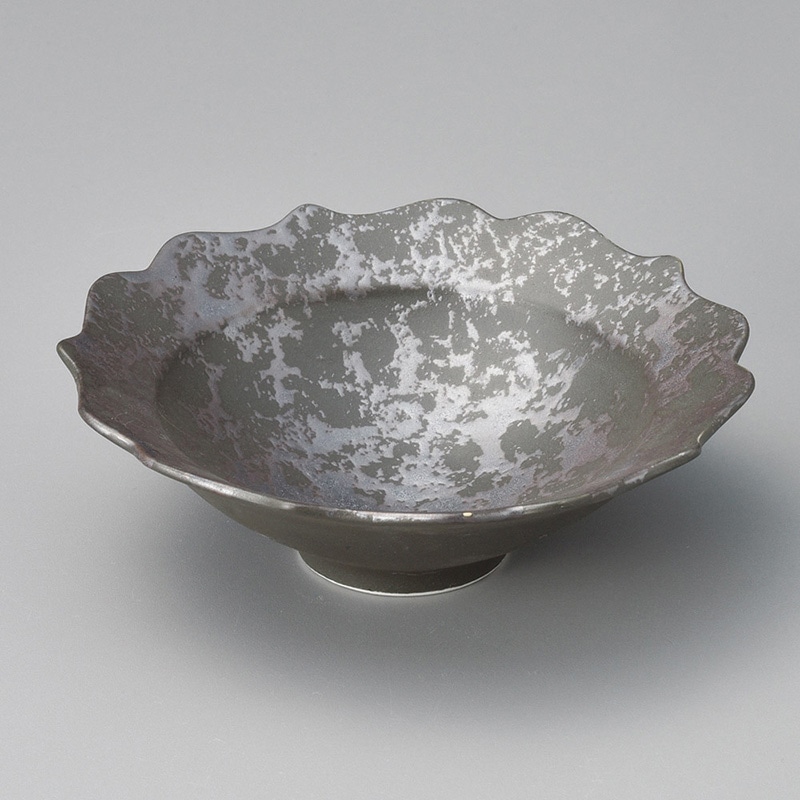 山万 08417-170 いぶし銀タタキ桔梗小鉢  1個（ご注文単位1個）【直送品】