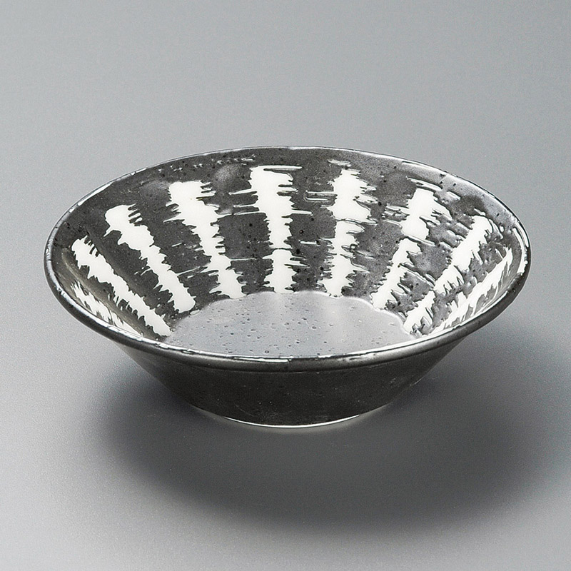 山万 08519-190 しのぎ型備長 4.5鉢 1個（ご注文単位1個）【直送品】