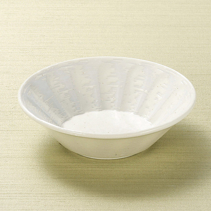 山万 08520-190 しのぎ型白粉引 4.5鉢 1個（ご注文単位1個）【直送品】