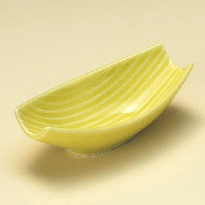 山万 08908-570 黄 笹型小鉢 1個（ご注文単位1個）【直送品】