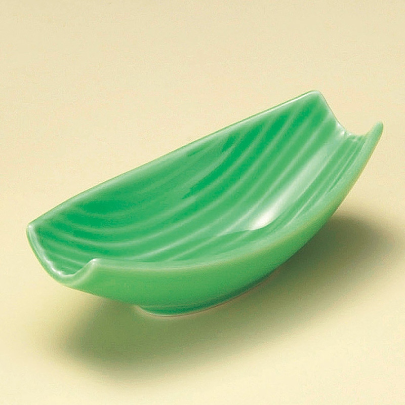 山万 08907-570 緑 笹型小鉢 1個（ご注文単位1個）【直送品】