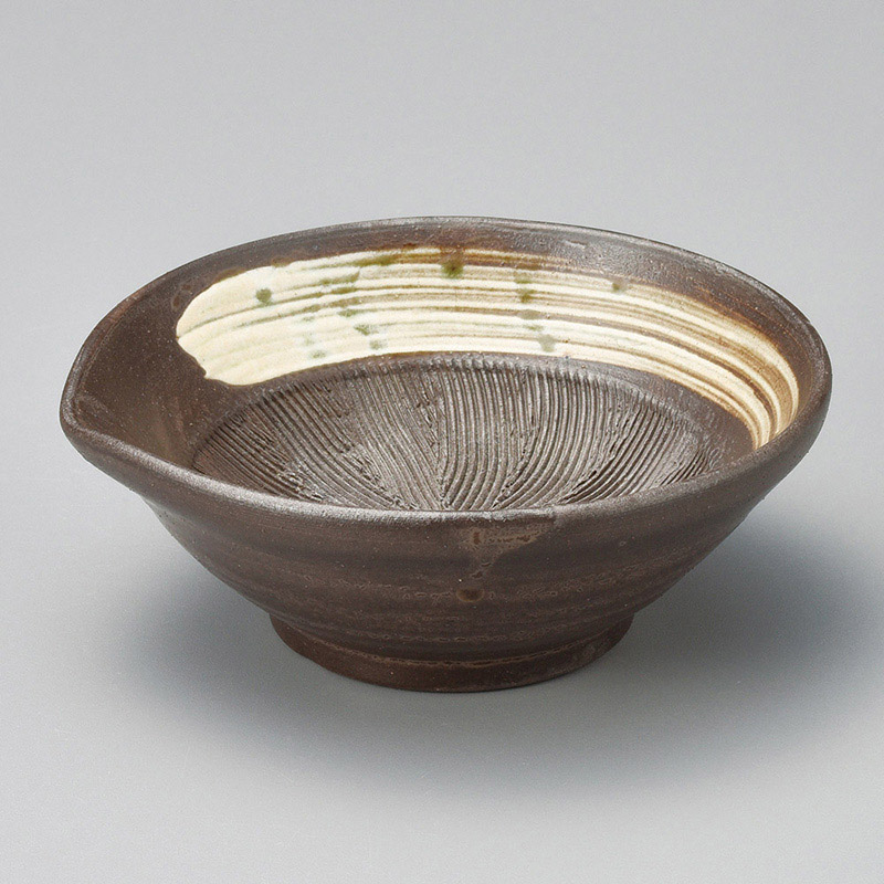 山万 09028-660 黒土刷毛目すり鉢(小(信楽焼  1個（ご注文単位1個）【直送品】