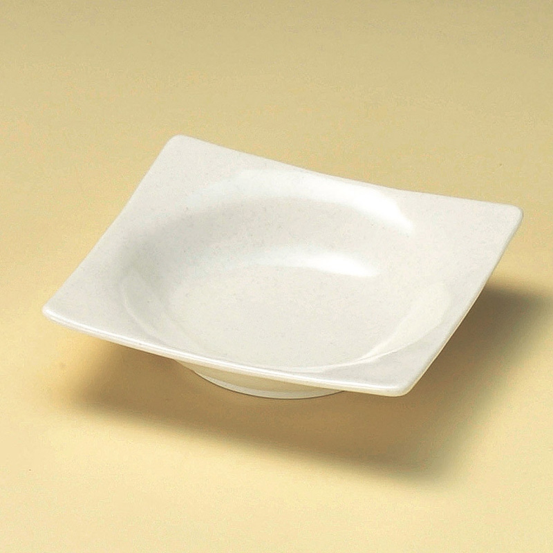 山万 09605-400 白唐津角鉢 1個(ご注文単位1個)【直送品】