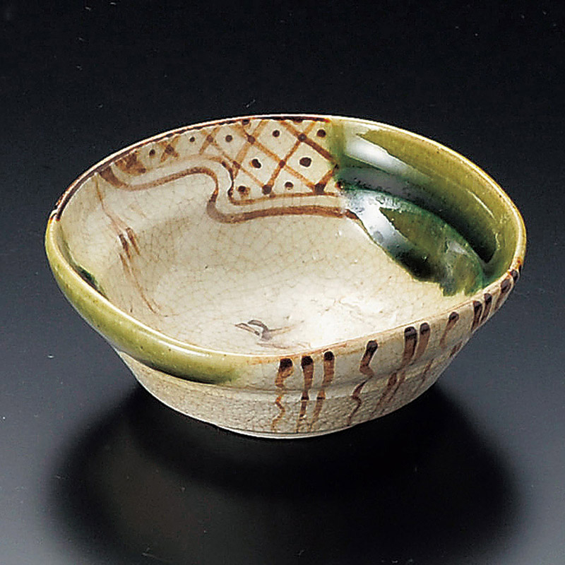 山万 09805-510 織部ツバメ四方鉢(中) 1個(ご注文単位1個)【直送品】