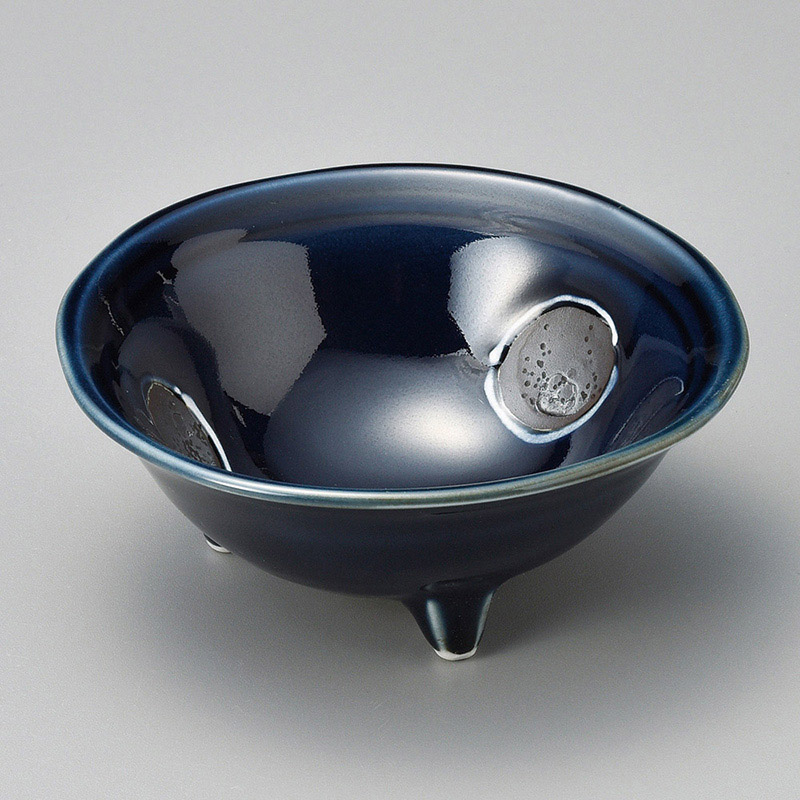 山万 10030-100 いぶし丸紋三ッ足3.8鉢 1個(ご注文単位1個)【直送品】