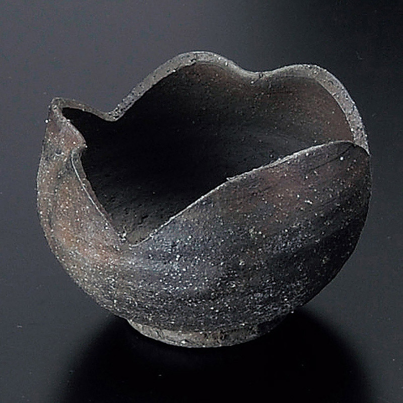 山万 10217-660 炭化窯変割山椒小鉢(信楽焼)  1個（ご注文単位1個）【直送品】