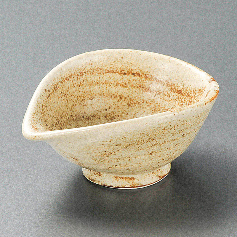 山万 10415-030 新粉引ネジリ小鉢(小)  1個（ご注文単位1個）【直送品】