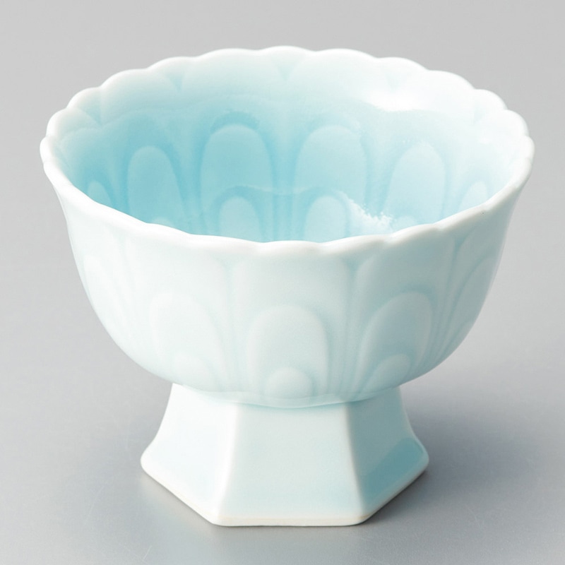 山万 10824-730 青白磁菊彫高台小鉢(有田焼) 1個(ご注文単位1個)【直送品】