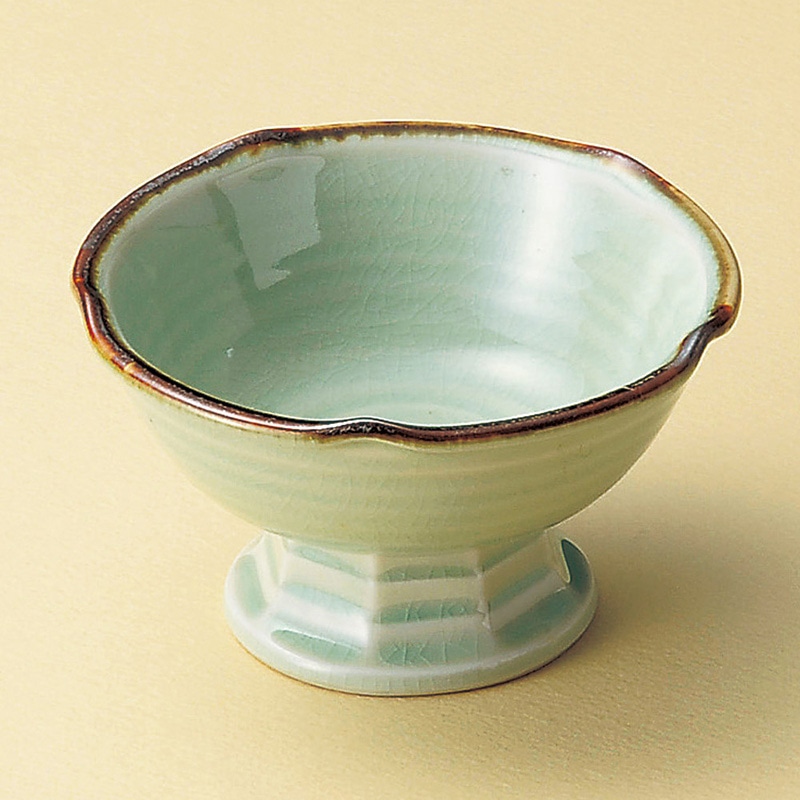 山万 10830-550 ビードロ灰釉渕錆梅型高台小鉢 1個(ご注文単位1個)【直送品】