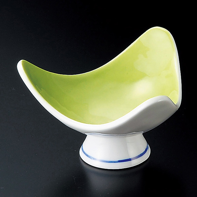 山万 10904-550 ヒワ吹三角高台小鉢(大) 1個(ご注文単位1個)【直送品】