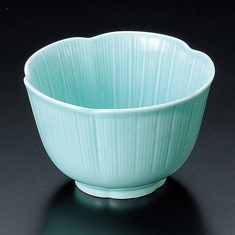 山万 11246-430 ヒスイ梅型小鉢(小)  1個（ご注文単位1個）【直送品】