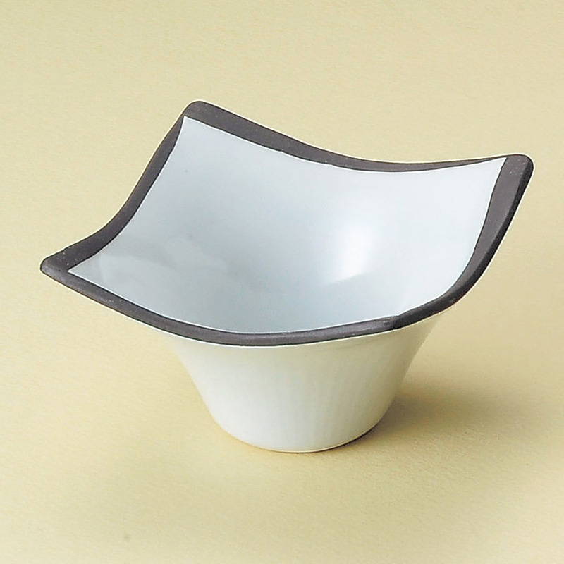 山万 11321-550 桃山花型小鉢(大)  1個（ご注文単位1個）【直送品】