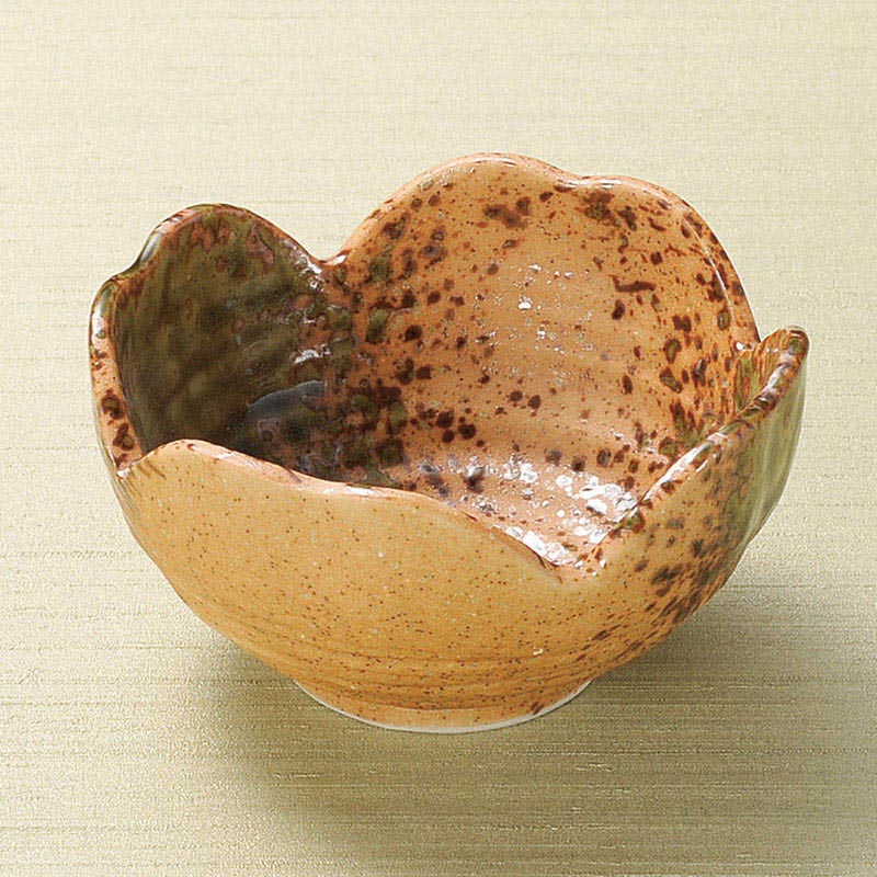 山万 11333-310 伊賀オリベ四ツ山小鉢(大)  1個（ご注文単位1個）【直送品】