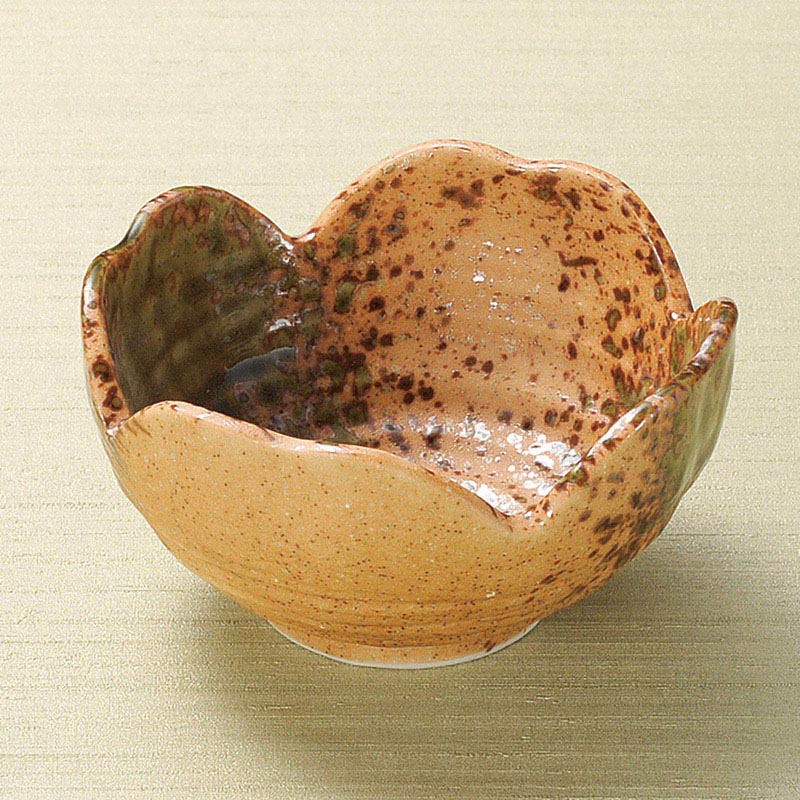 山万 11334-310 伊賀オリベ四ツ山小鉢(小)  1個（ご注文単位1個）【直送品】